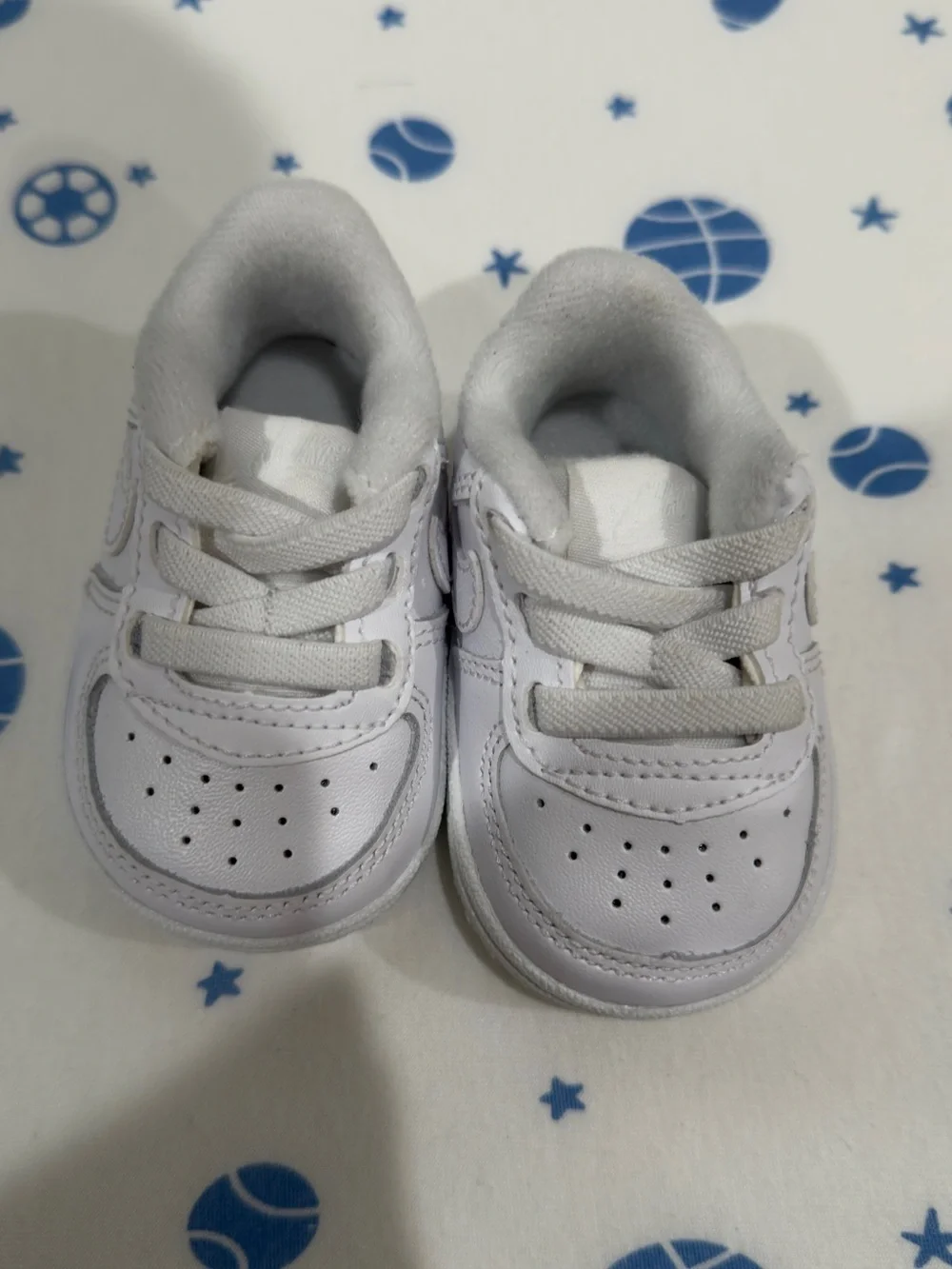 Nike Toddler White Lace-Up Sneakers